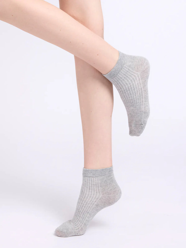 
                  
                    Roberta 4-Pack Sneaker Socks
                  
                